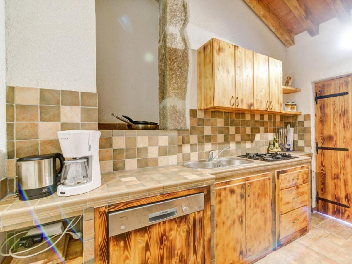 Lovely Holiday Home In Starigrad Экстерьер фото