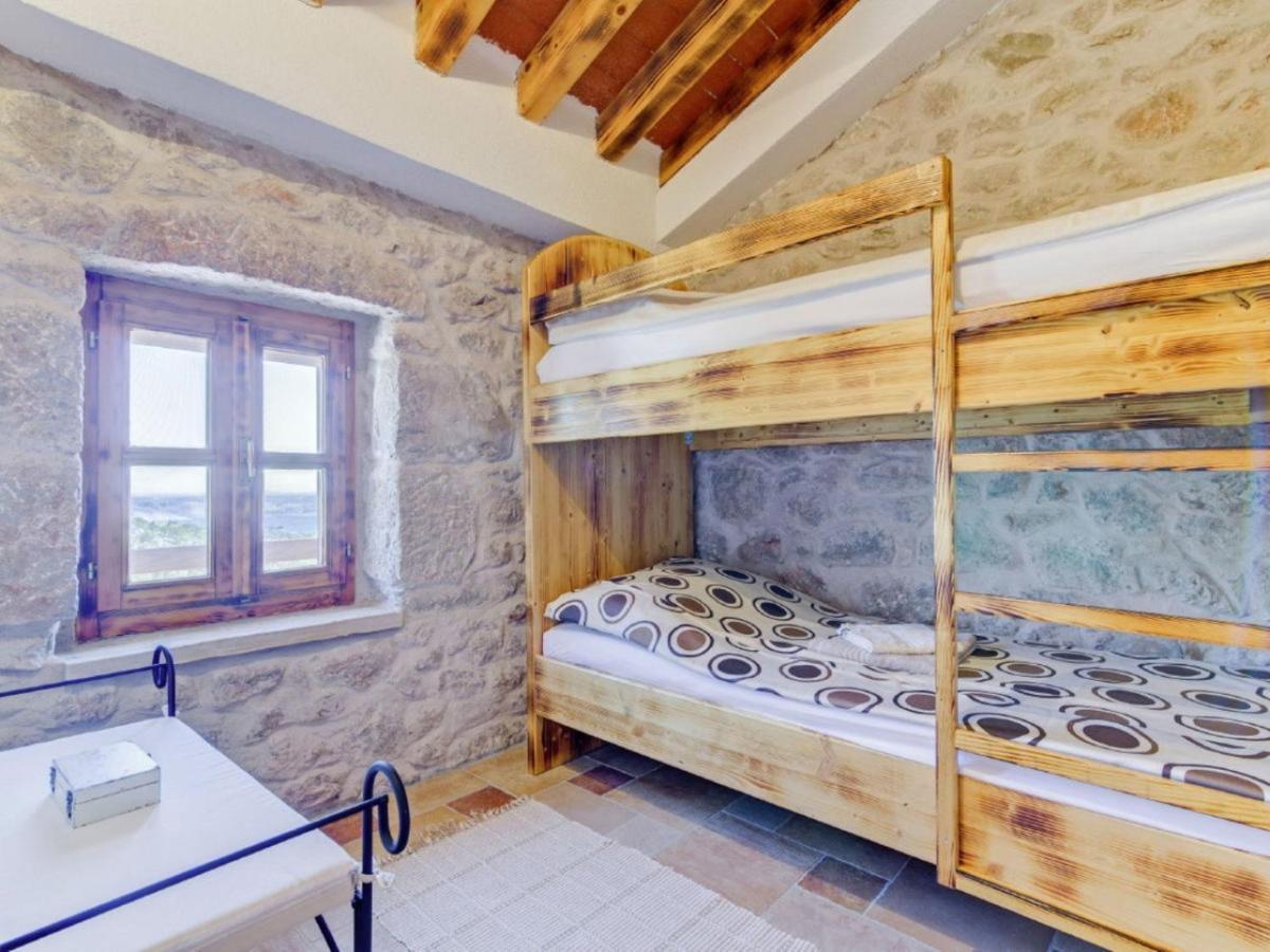Lovely Holiday Home In Starigrad Экстерьер фото