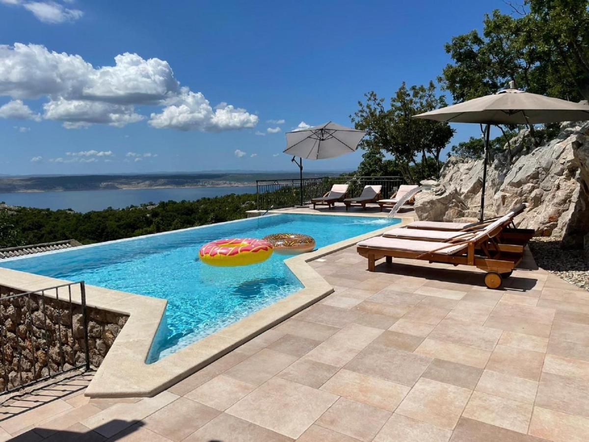 Lovely Holiday Home In Starigrad Экстерьер фото